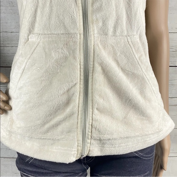 Horny Toad Minky Vest 💕 - Picture 9 of 13